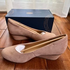 Dr. Scholls nude pumps